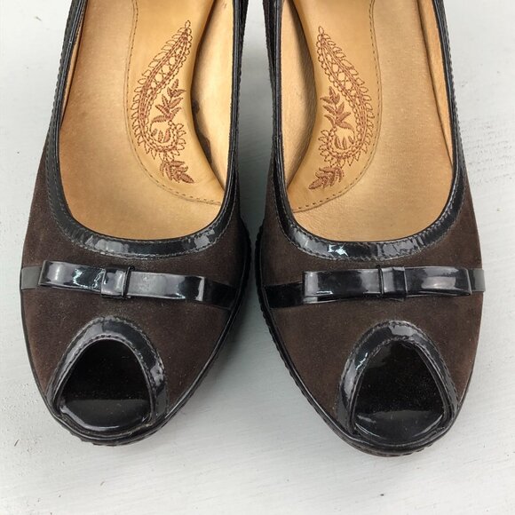SOFFT Women's 7M Brown Suede Patent Leather Trim Peep Toe High Heel Pumps - Picture 8 of 13